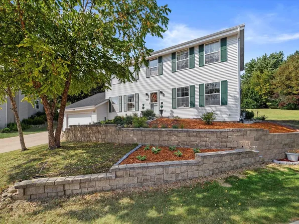 2309 Linda COURT, Waukesha, WI 53188