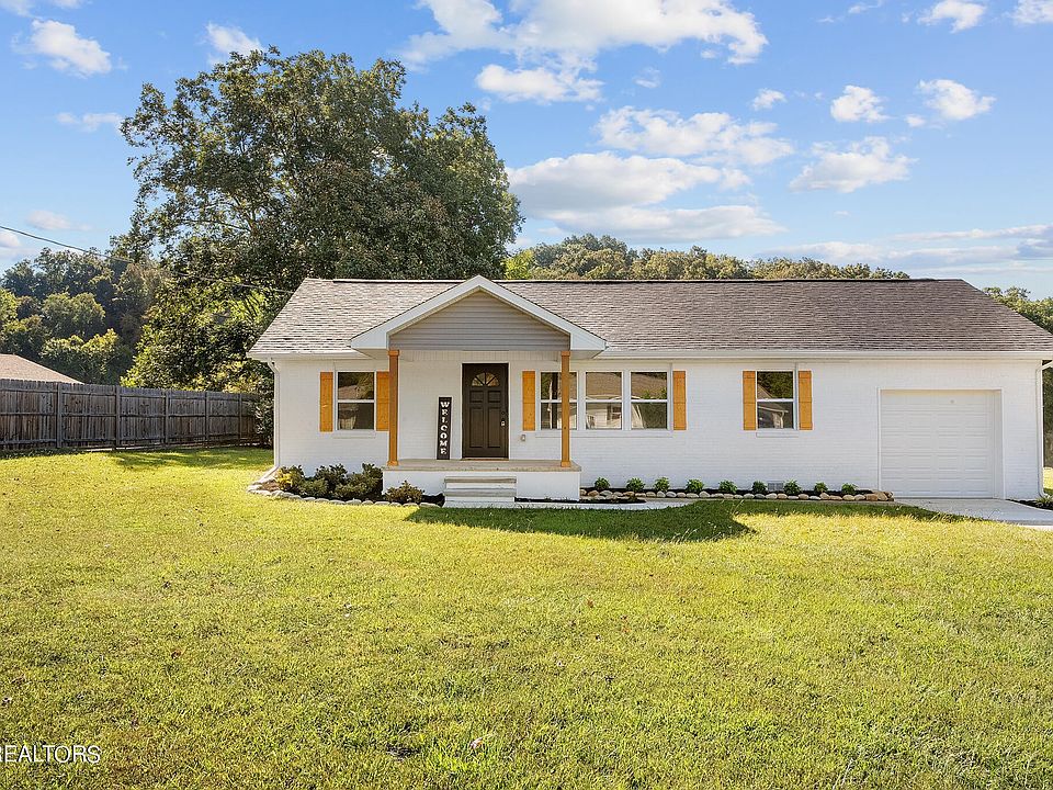 1st image of 4730 Hazelnut Dr
