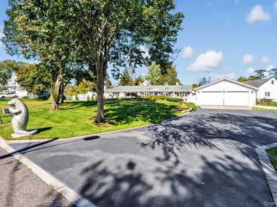 117 Middlesex Avenue, Oakdale, NY, 11769