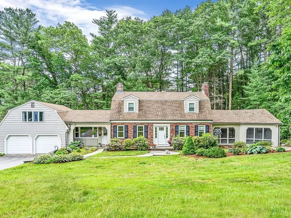 15 Old Village Rd, Acton, MA 01720