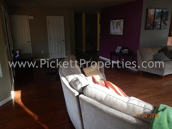 4th image of 10702 Wayward Pl NW