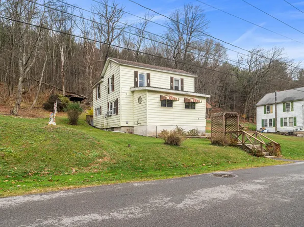 528 Spruce St, Madera, PA 16661