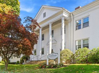 300 Manville Road #C22, Pleasantville, NY