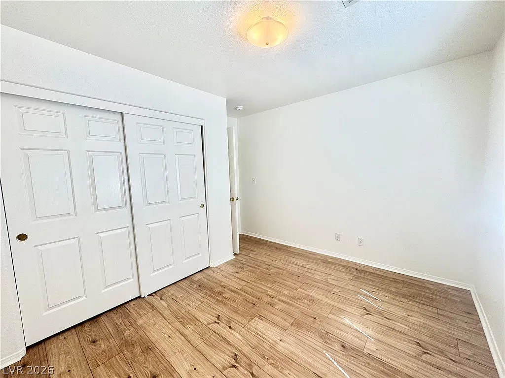 3 bed, 2.0 bath, 1211 sqft, $1,350 — Photo 3