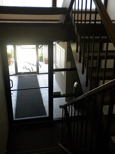 2612 N Maryland Ave — Photo 11