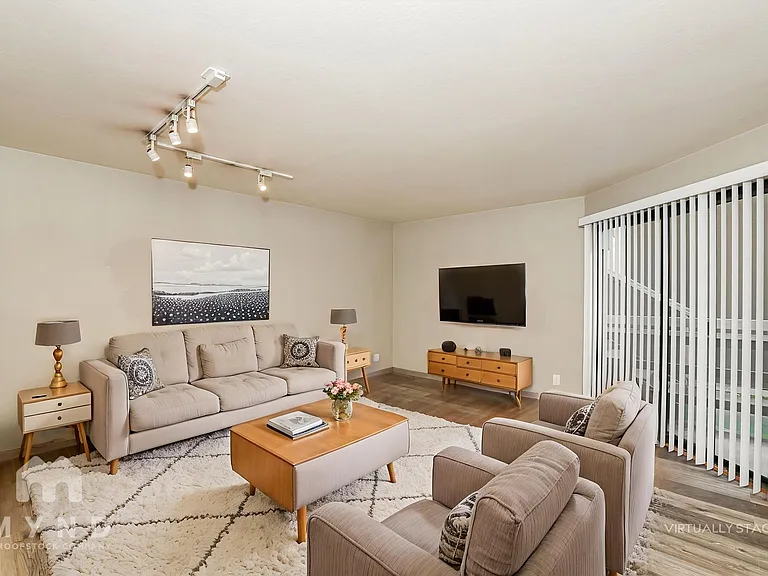 5400 Mountain Blvd #230 — Photo 1