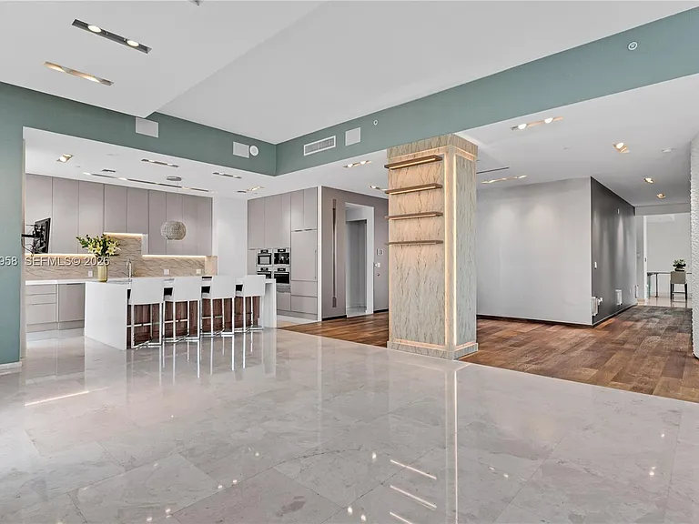 900 Brickell Key Blvd #1002 — Photo 3
