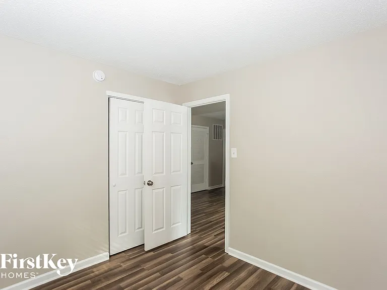 7120 Sycamore Grove Ct — Photo 9
