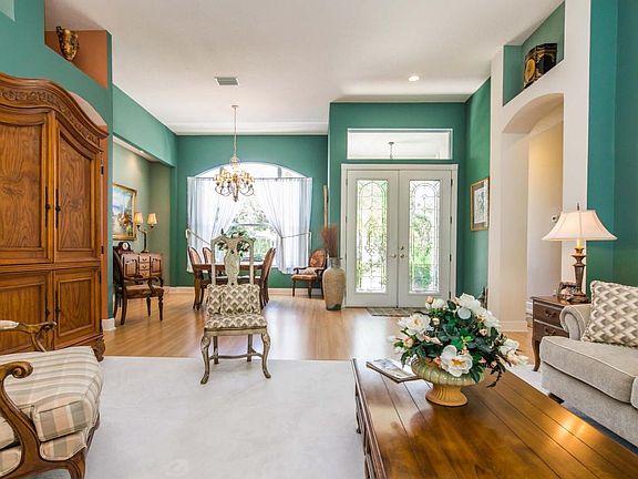 3rd image of 800 Millstream Ln