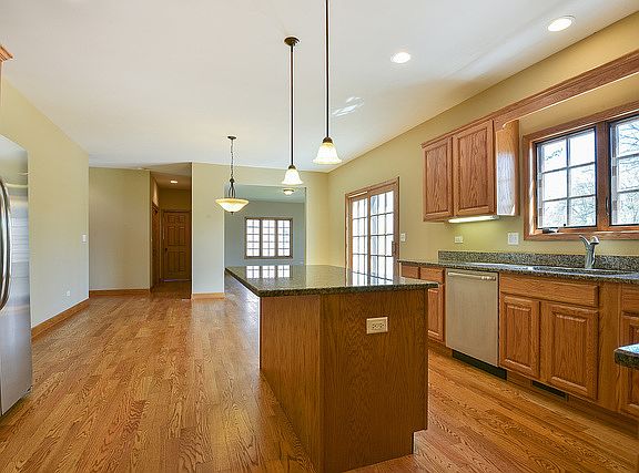 5th image of 11941 139th St