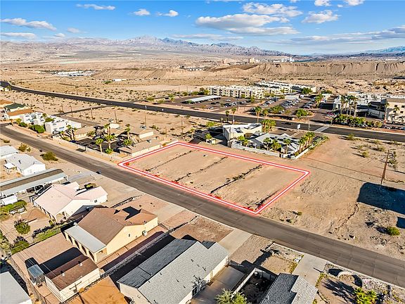 3rd image of 2745 Calle De Mercado