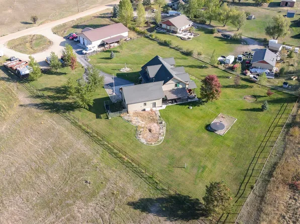 8877 Indreland Rd, Missoula, MT 59808