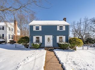 157 Chapin Ter, Springfield, MA 01104