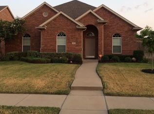 104 High Meadow Rd, Red Oak, TX 75154