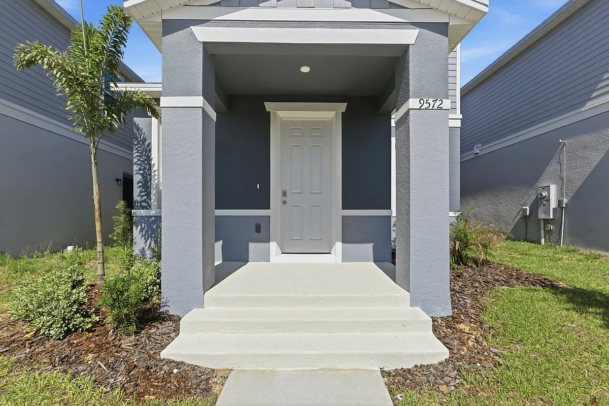 Building Photo - 9572 Westside Hills Dr