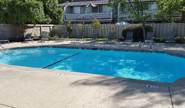 Sycamore Green Apartments — Photo 1