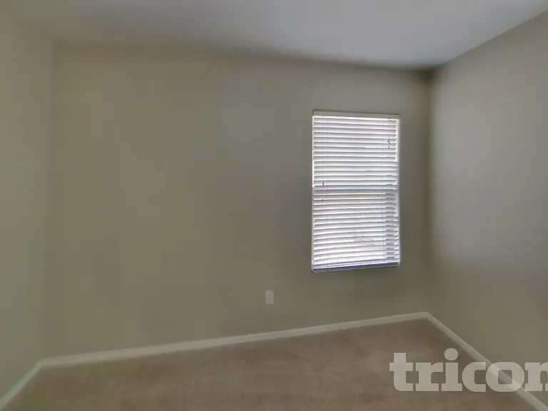 6421 W Harwell Rd — Photo 11