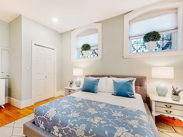 278 Clarendon St #1 — Photo 10