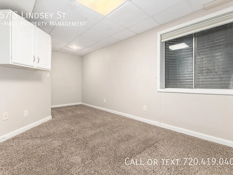 157 S Lindsey St — Photo 44
