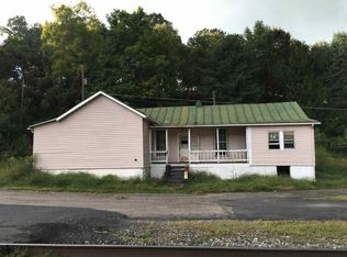 6 Backs Hollow Ln, Greenville, VA 24440