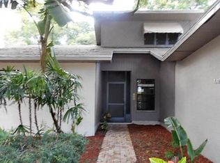 880 Harbor Hill Dr, Safety Harbor, FL 34695