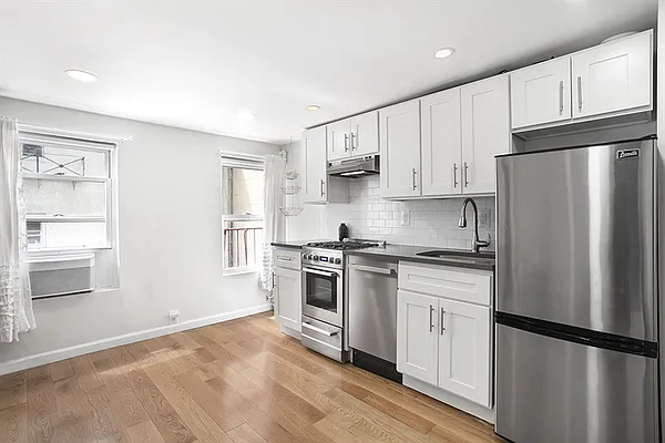 Rented by Citi Habitats | media 18