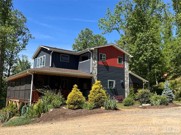 2825 Harrell Hill Rd, Bakersville, NC 28705