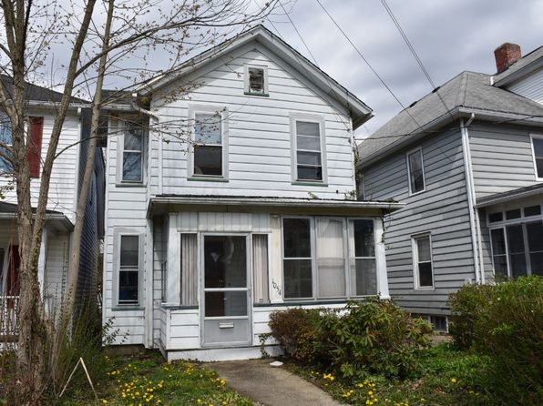 1054 Liberty St, Meadville, PA 16335