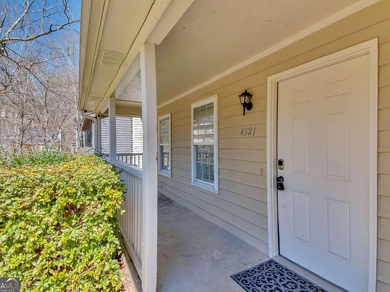 4521 Coopers Creek Cir SE — Photo 23