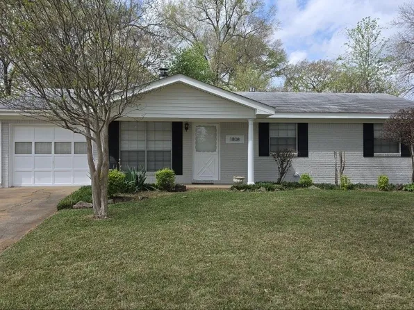 1808 Green Acres Rd, Jacksonville, AR 72076