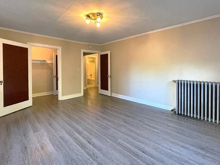222 E Hamlin St — Photo 6