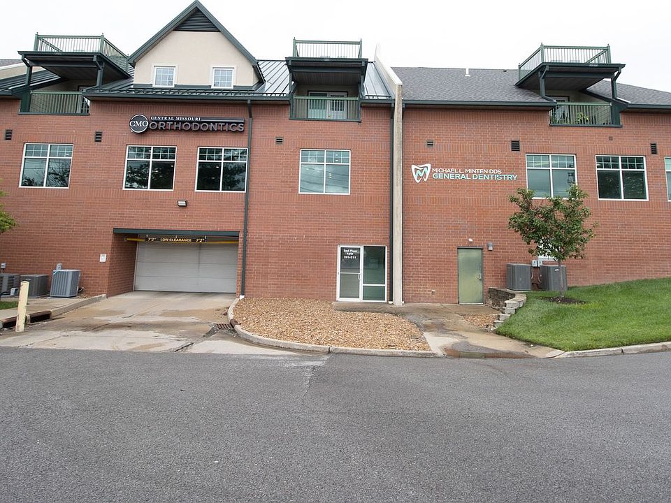 1st image of 1100 Club Village Dr #1