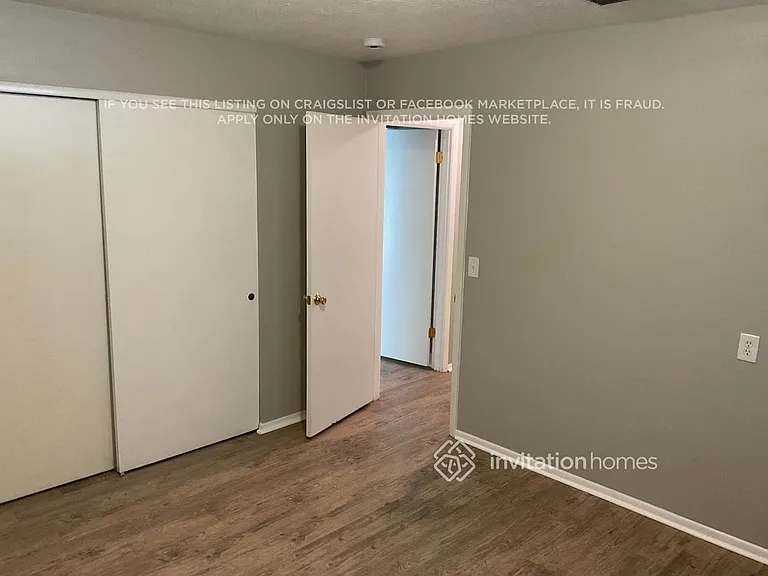 4633 Waverly Ln — Photo 12