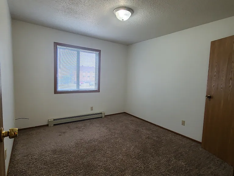 Skaff Apartments - Fargo — Photo 42
