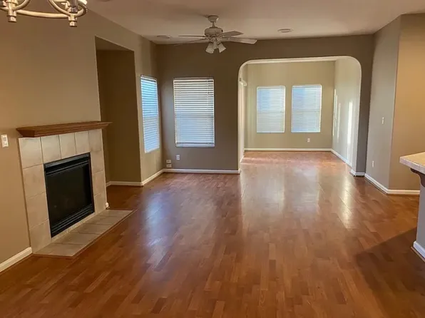 441 Summer Garden Way #1, Sacramento, CA 95833