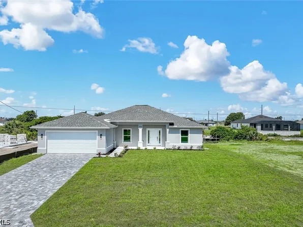 2622 NE 1st Pl, Cape Coral, FL 33909