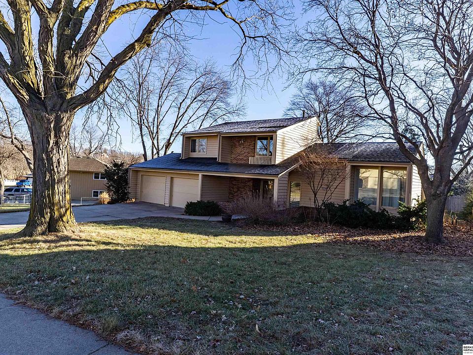 1st image of 1319 S 134th St