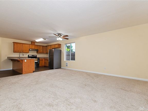 5th image of 4724 NE 18th Ct