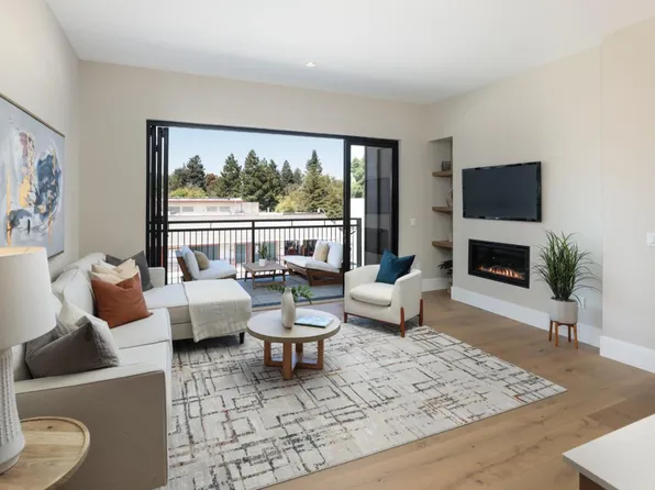 389 1st St #20, Los Altos, CA 94022