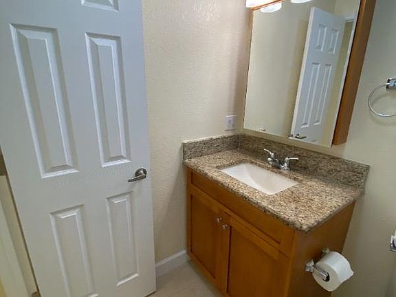 5th image of 1165 Lake McGregor Dr