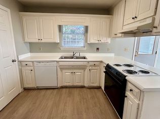 3818 Pondside Cir, Valdosta, GA 31605