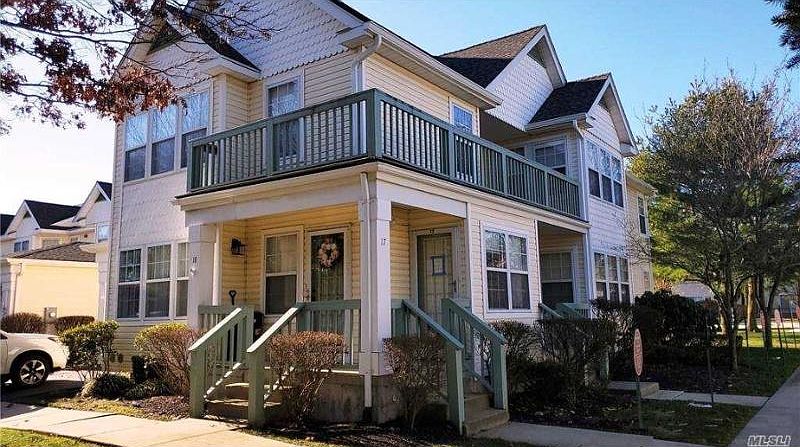 1st image of 17 Commodore Cir #1302