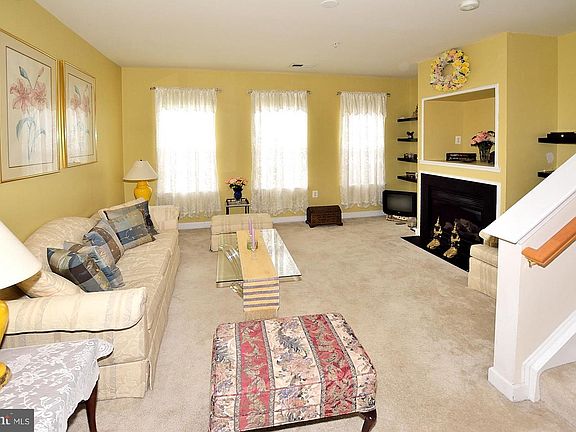 4th image of 42391 Goldenseal Sq