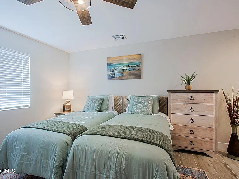 10901 W Sequoia Dr — Photo 7