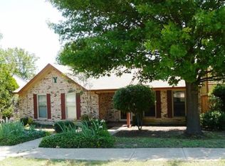 2414 High Hollow Dr, Garland, TX 75041
