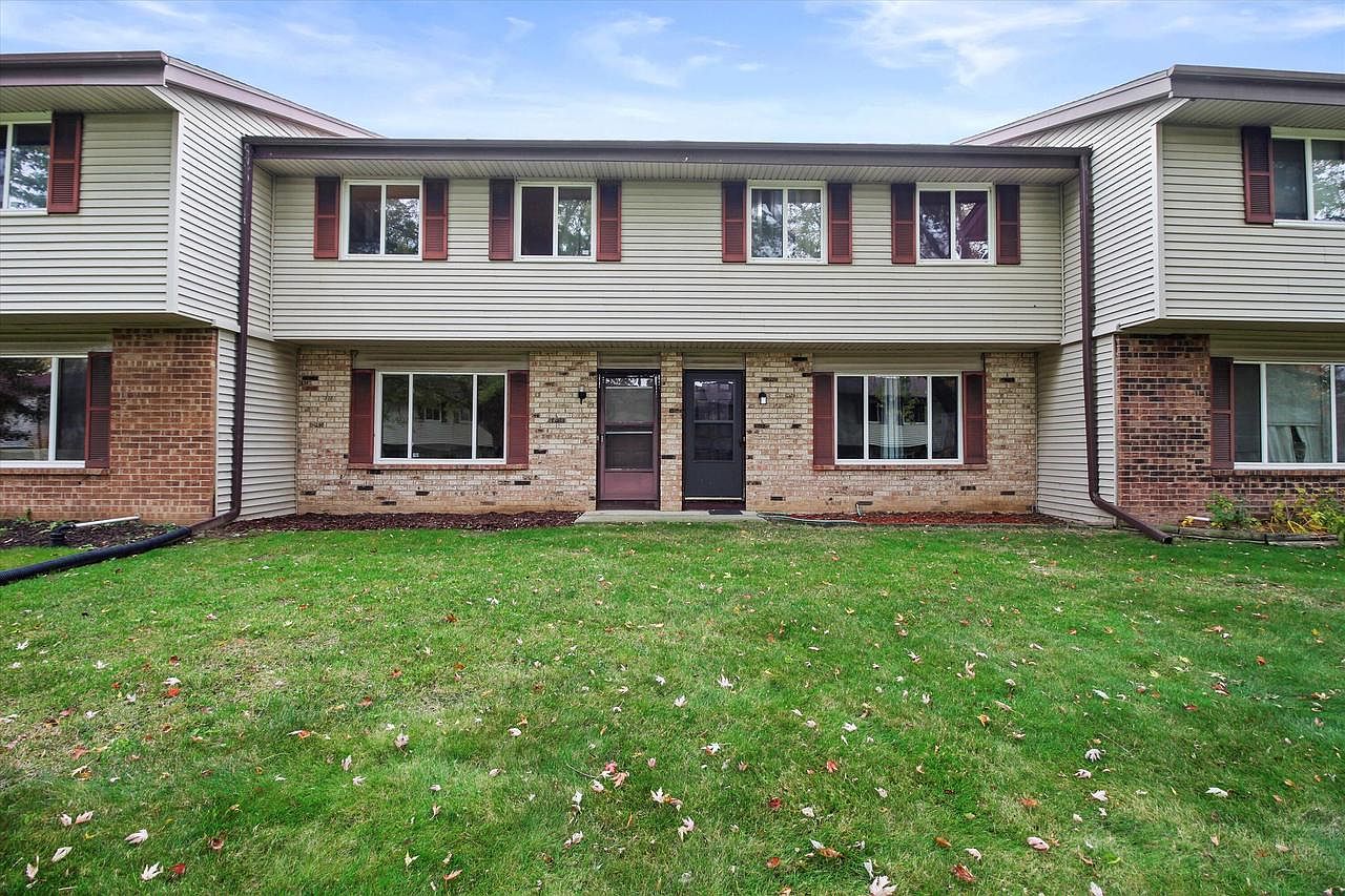 W163N11527 Windsor COURT UNIT 3, Germantown, WI 53022 Zillow