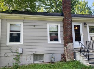 112 West St, Kipton, OH 44049
