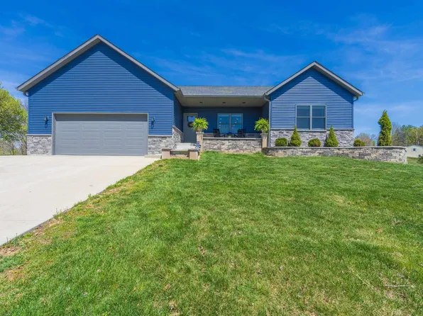 2642 E Clarkway Dr, Bloomington, IN 47401