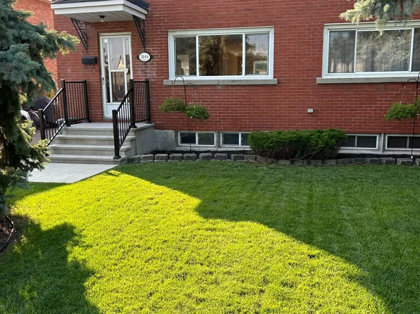 2644 Alta Vista Dr, Ottawa, ON K1V 7T2