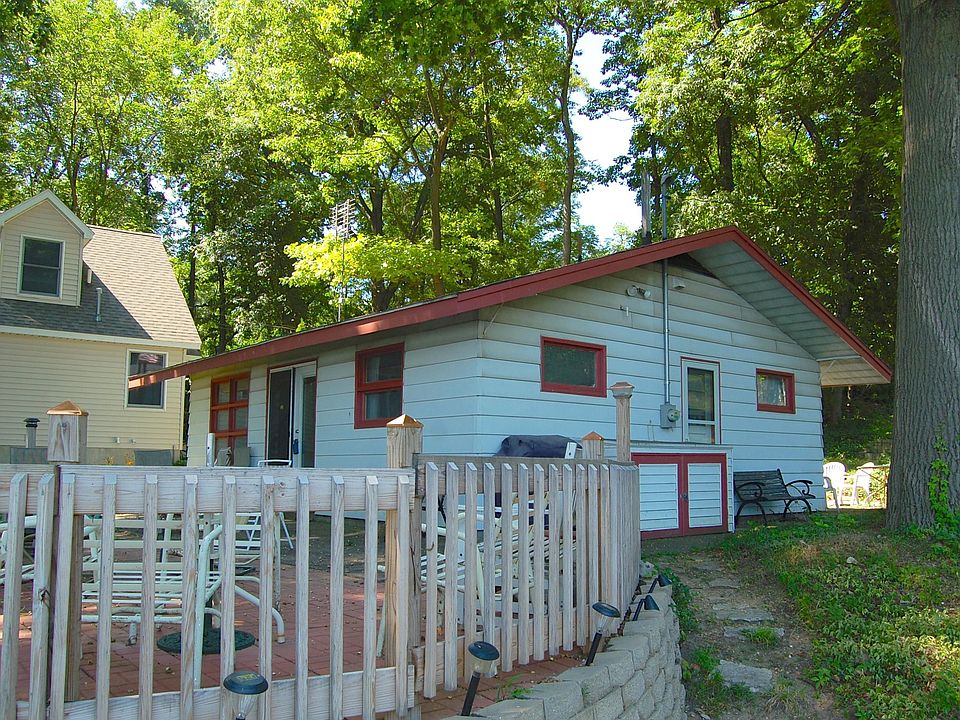 1st image of 30831 Jones Dr
